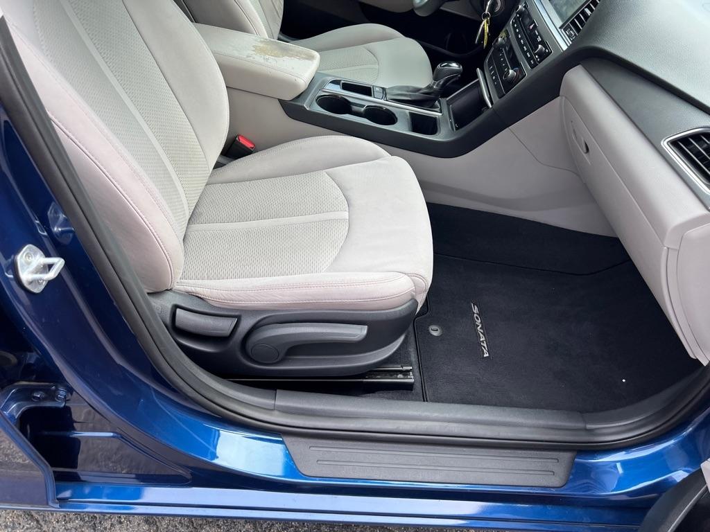 Hyundai Sonata SE 2016