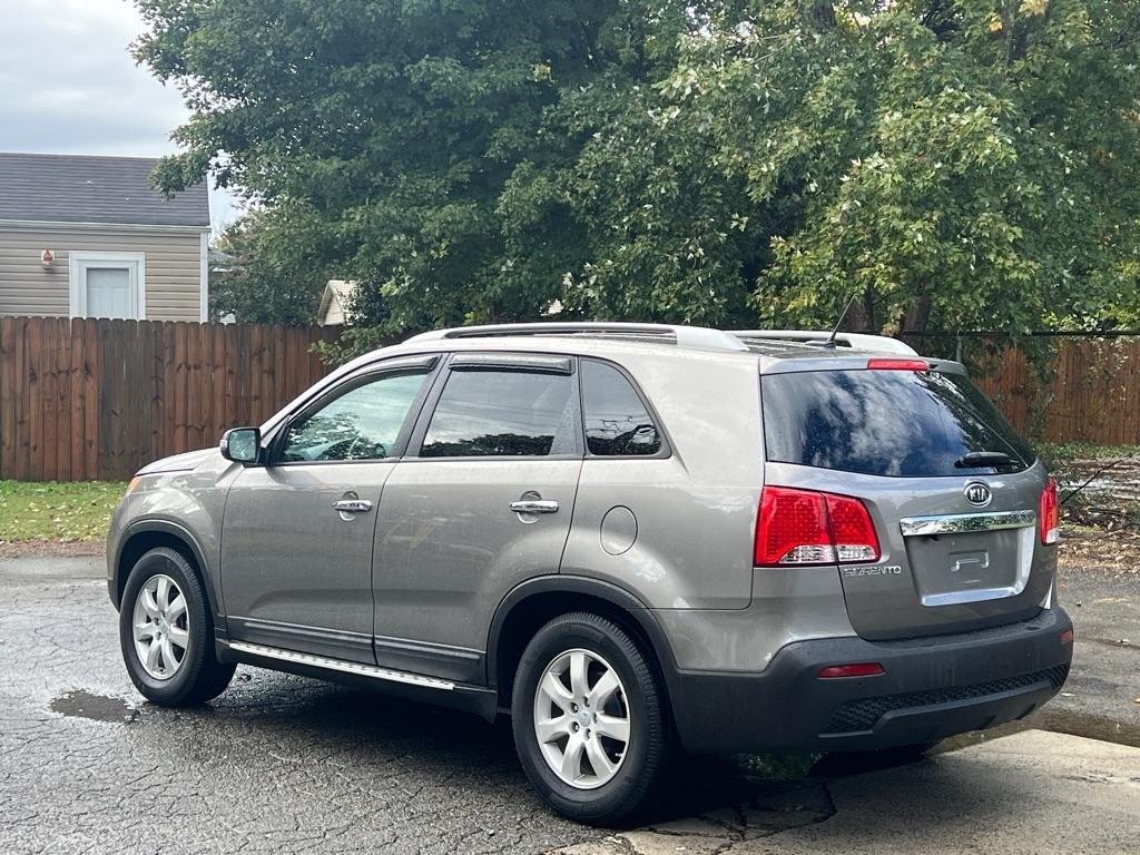 Kia Sorento LX 2WD 2012