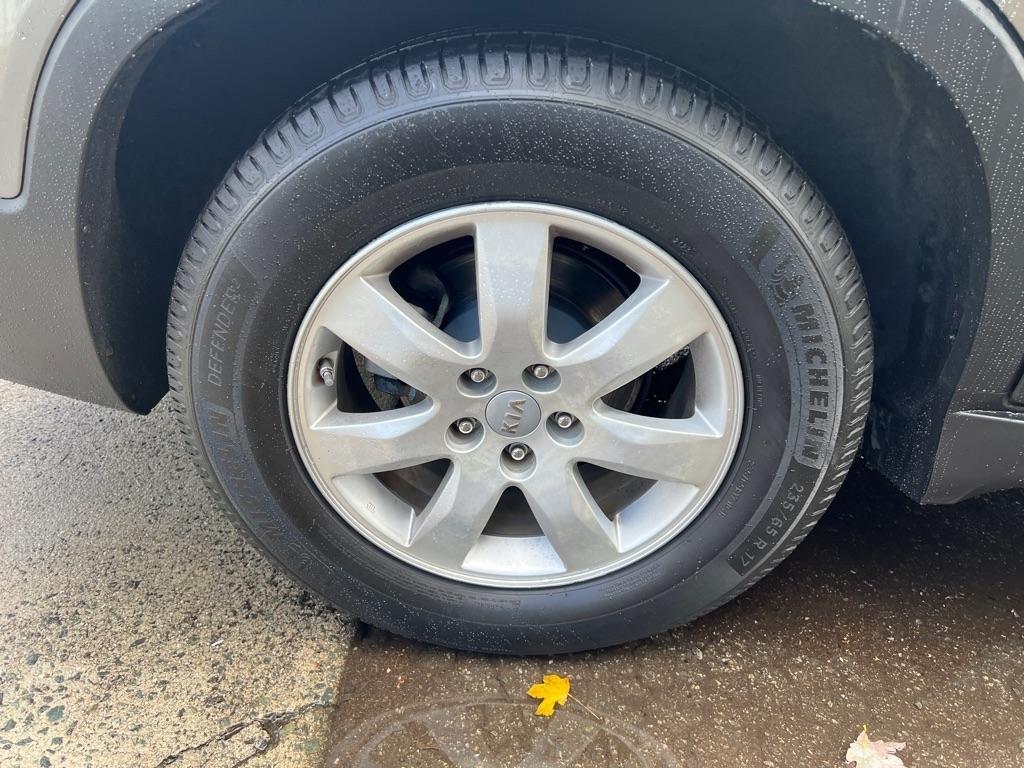 Kia Sorento LX 2WD 2012