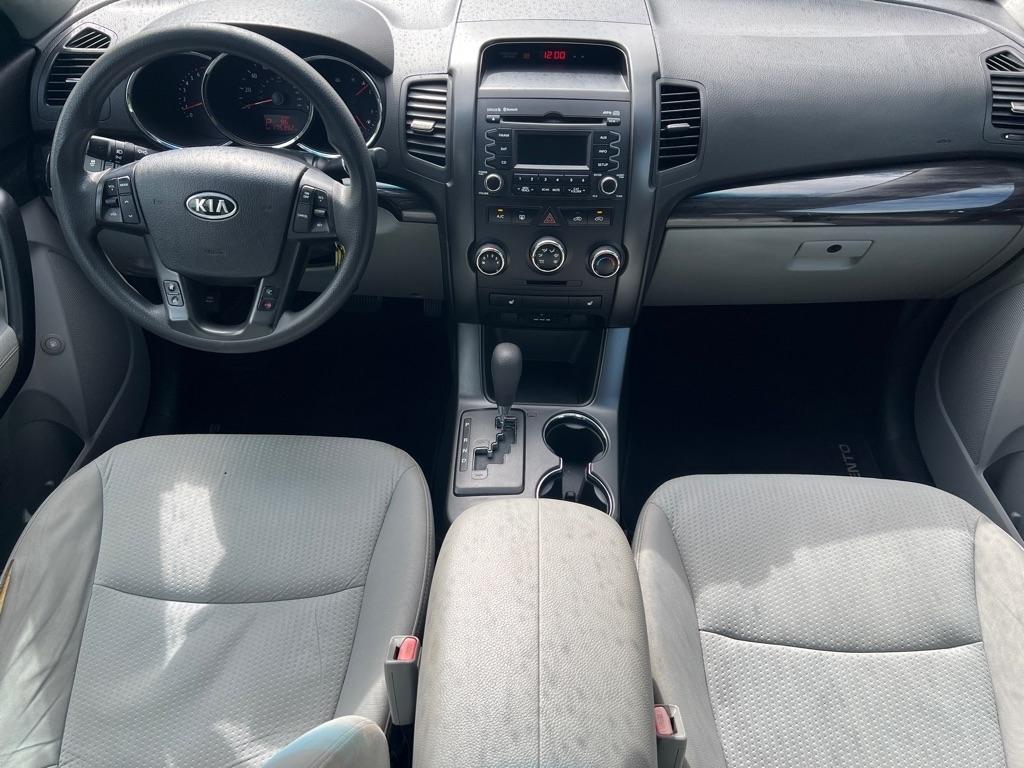 Kia Sorento LX 2WD 2012