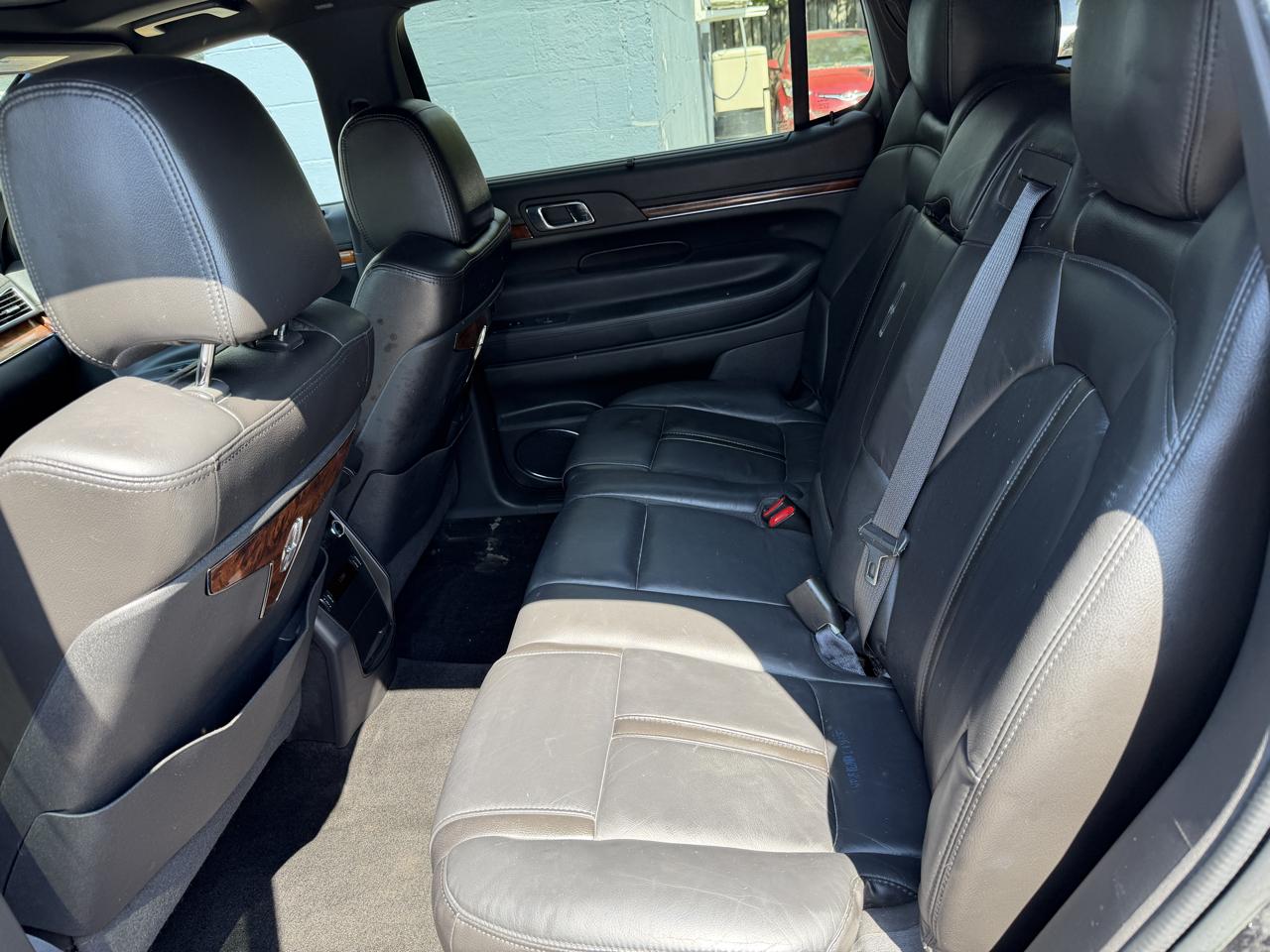2013 Lincoln MKT - Photo 8