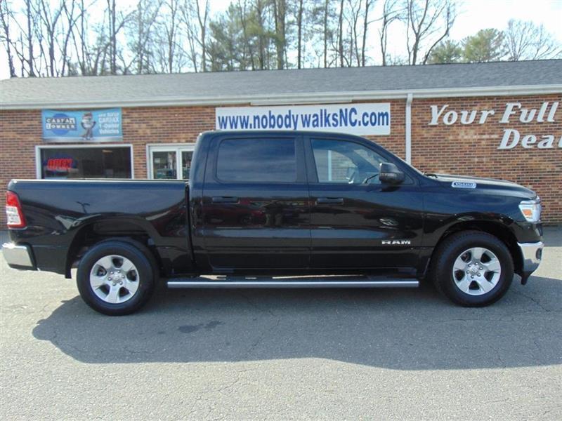 RAM 1500 Big Horn Crew Cab SWB 2WD 2023