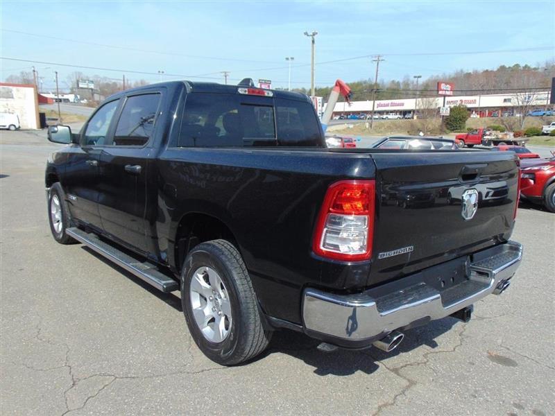 RAM 1500 Big Horn Crew Cab SWB 2WD 2023