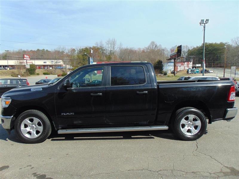 RAM 1500 Big Horn Crew Cab SWB 2WD 2023