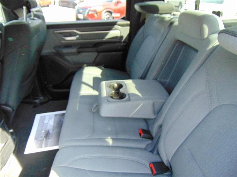 RAM 1500 Big Horn Crew Cab SWB 2WD 2023