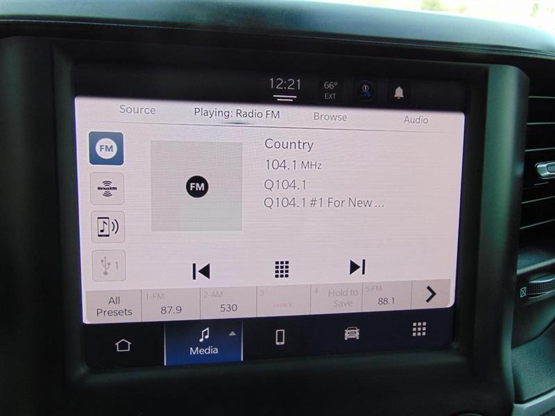RAM 1500 Big Horn Crew Cab SWB 2WD 2023