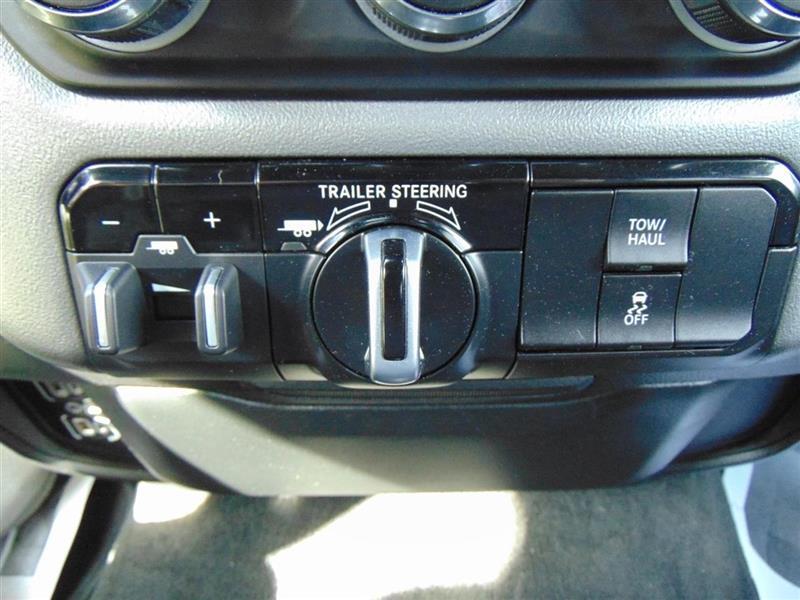RAM 1500 Big Horn Crew Cab SWB 2WD 2023
