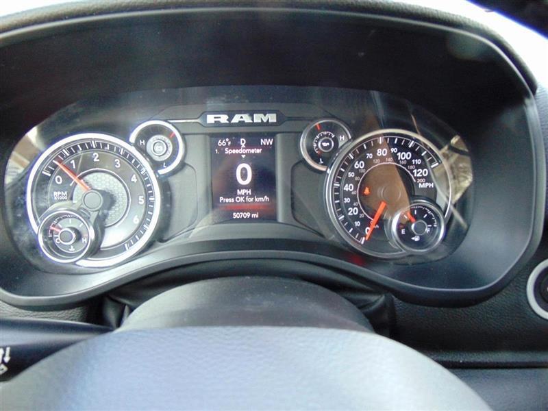 RAM 1500 Big Horn Crew Cab SWB 2WD 2023