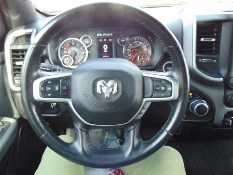 RAM 1500 Big Horn Crew Cab SWB 2WD 2023