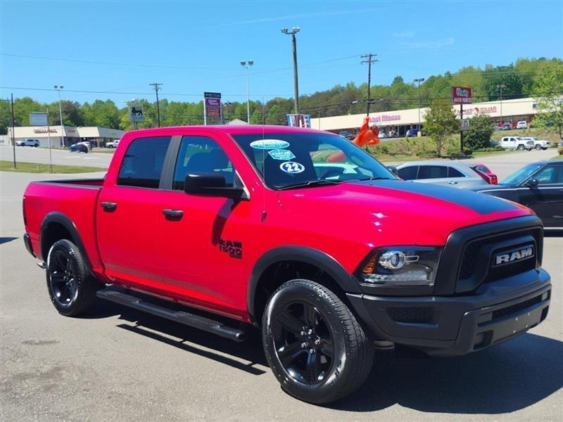 RAM 1500 Classic Tradesman Crew Cab SWB 4WD 2022