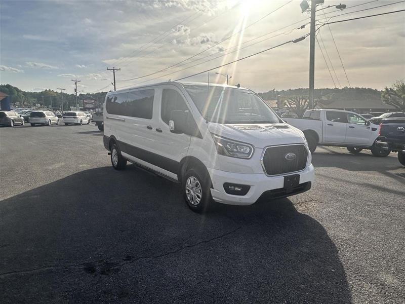 Ford Transit 350 Wagon Low Roof XL w/Sliding Pass. 148-in. WB 2023