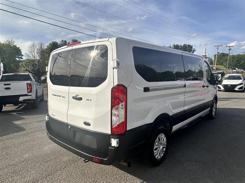 Ford Transit 350 Wagon Low Roof XL w/Sliding Pass. 148-in. WB 2023