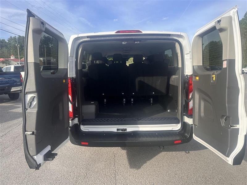 Ford Transit 350 Wagon Low Roof XL w/Sliding Pass. 148-in. WB 2023