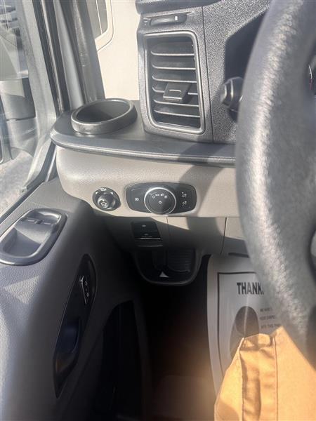 Ford Transit 350 Wagon Low Roof XL w/Sliding Pass. 148-in. WB 2023