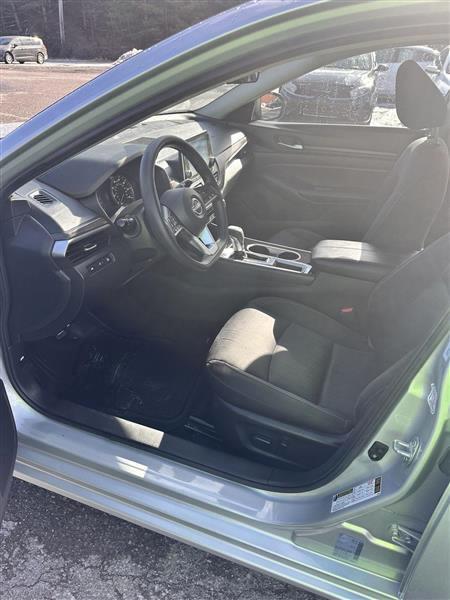 Nissan Altima 2.5 SV 2024