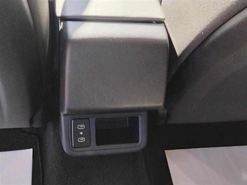 Kia K4 LXS 2025