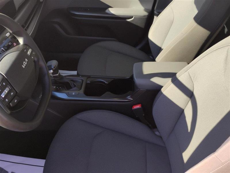 Kia K4 LXS 2025