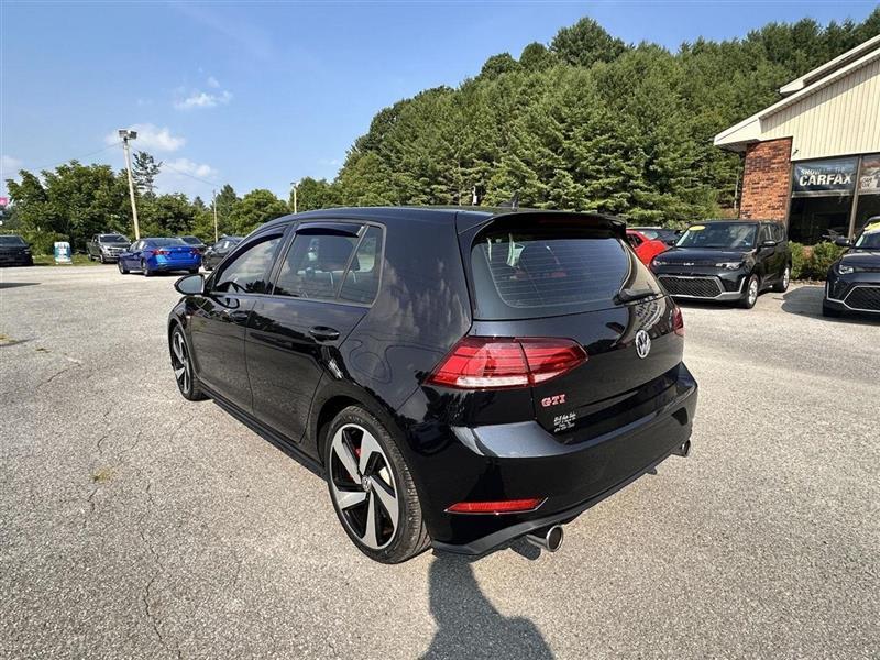 Volkswagen Golf GTI S 7A 2020