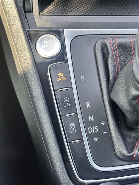Volkswagen Golf GTI S 7A 2020