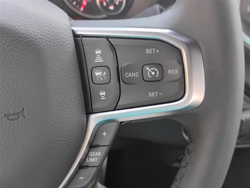RAM 2500 Tradesman Crew Cab SWB 4WD 2026