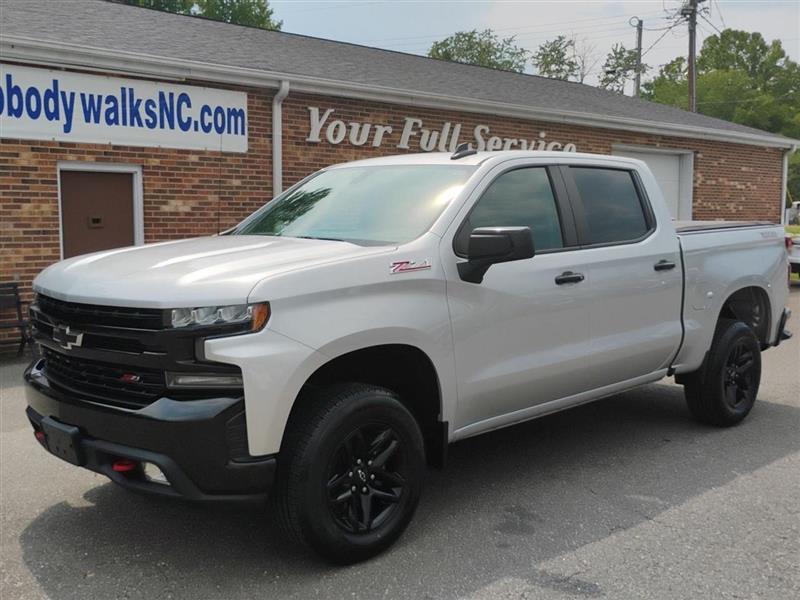 Chevrolet Silverado 1500 LT Trail Boss Crew Cab 4WD 2020