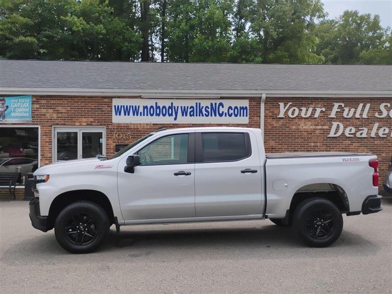 Chevrolet Silverado 1500 LT Trail Boss Crew Cab 4WD 2020
