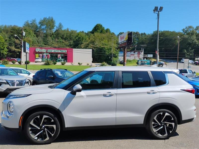 Mitsubishi Outlander SE 4WD 2024