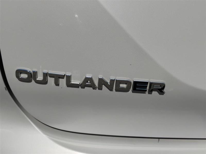 Mitsubishi Outlander SE 4WD 2024