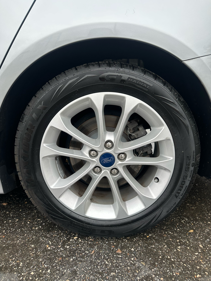 Ford Fusion SE 2020
