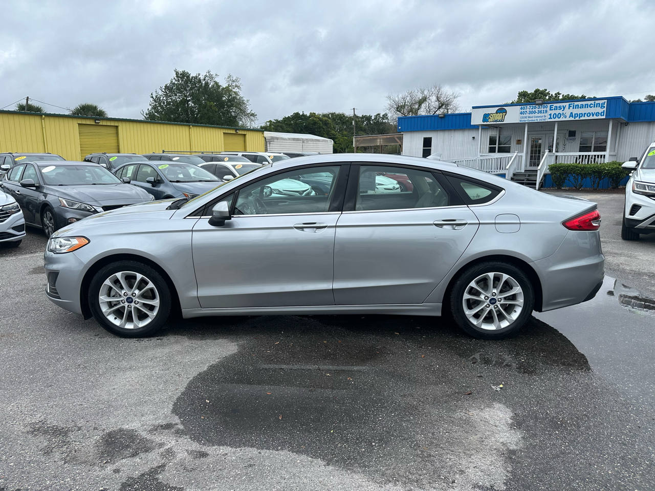 Ford Fusion SE 2020