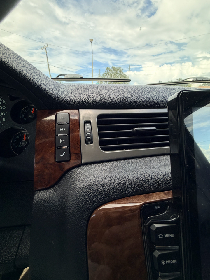 Chevrolet Suburban LT1 1500 2WD 2009