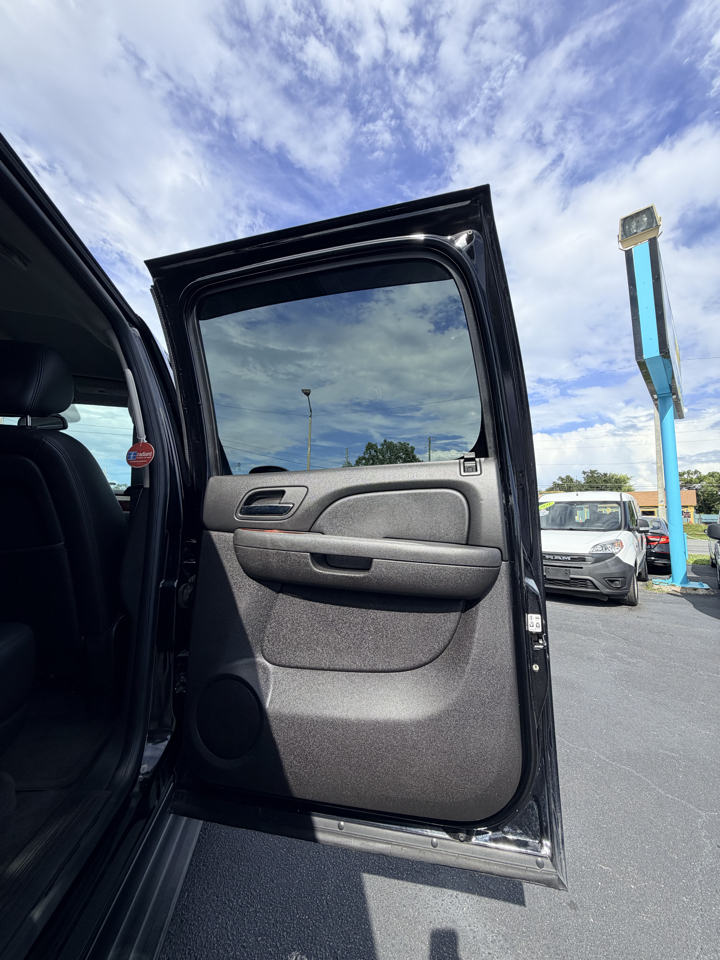Chevrolet Suburban LT1 1500 2WD 2009
