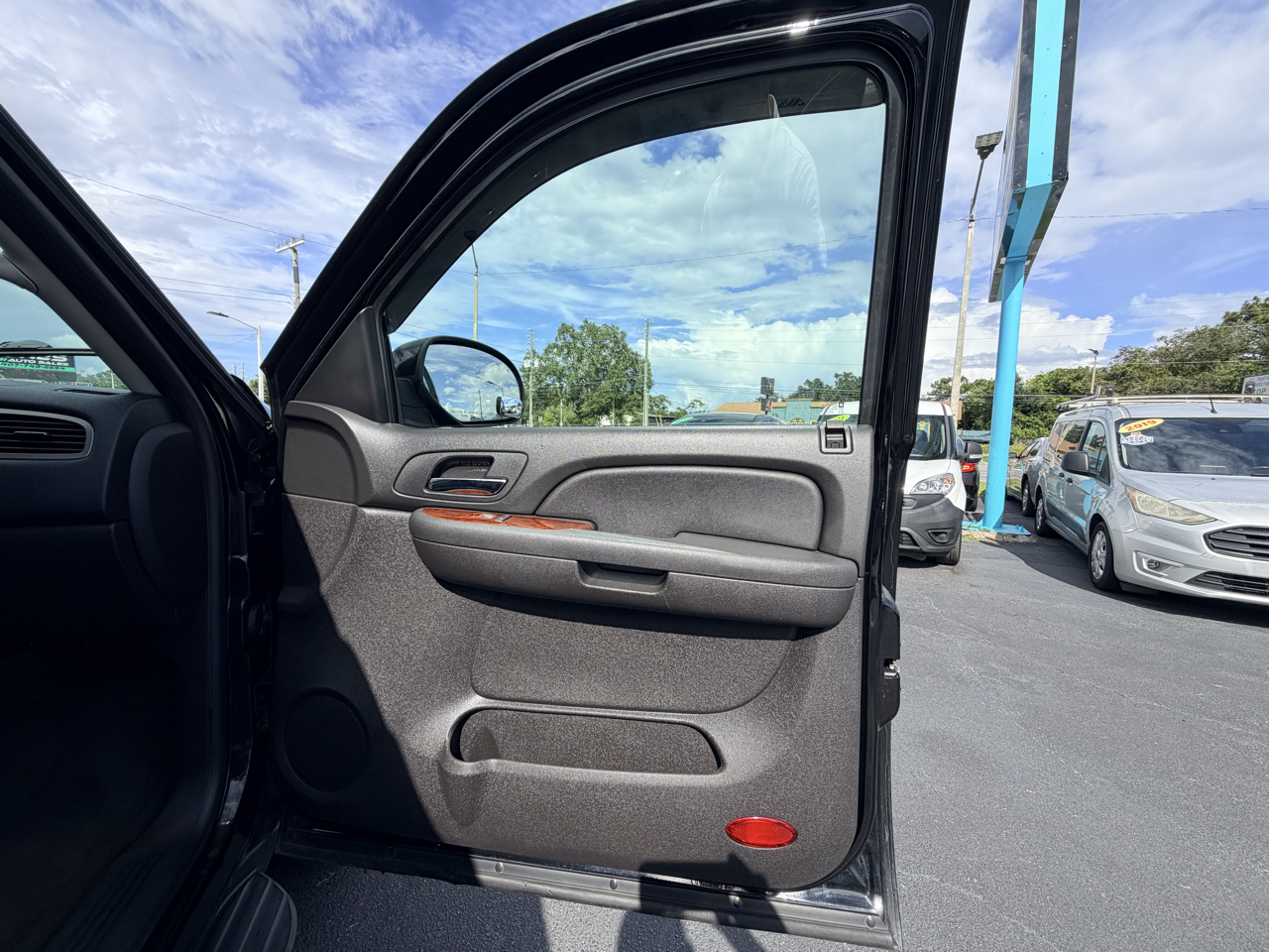 Chevrolet Suburban LT1 1500 2WD 2009