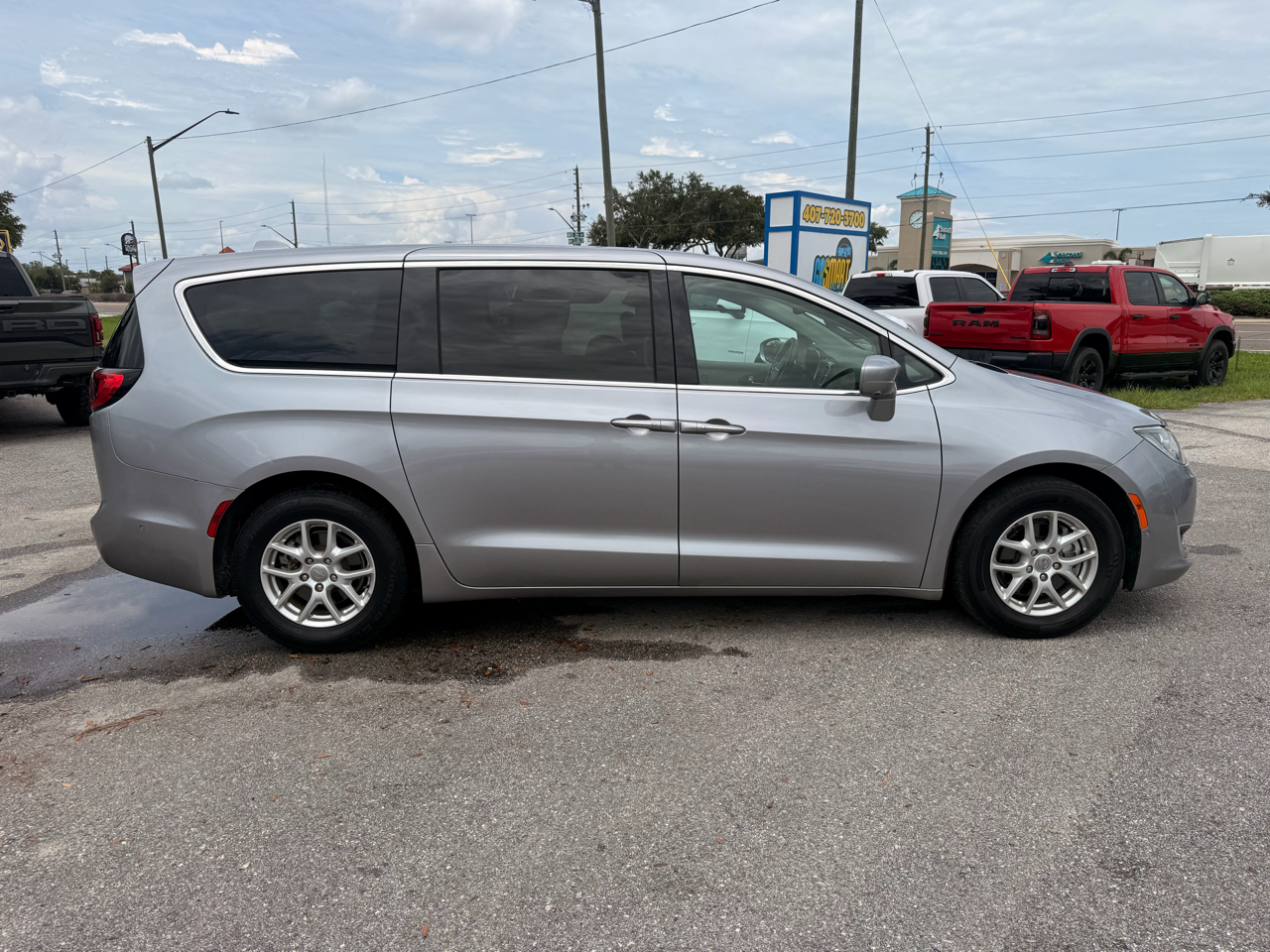 Chrysler Pacifica Touring Plus 2020