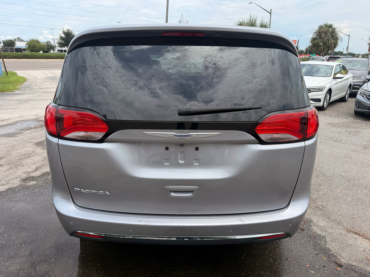 Chrysler Pacifica Touring Plus 2020