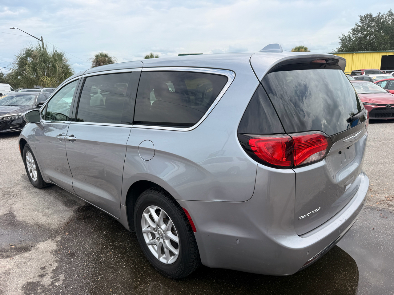 Chrysler Pacifica Touring Plus 2020