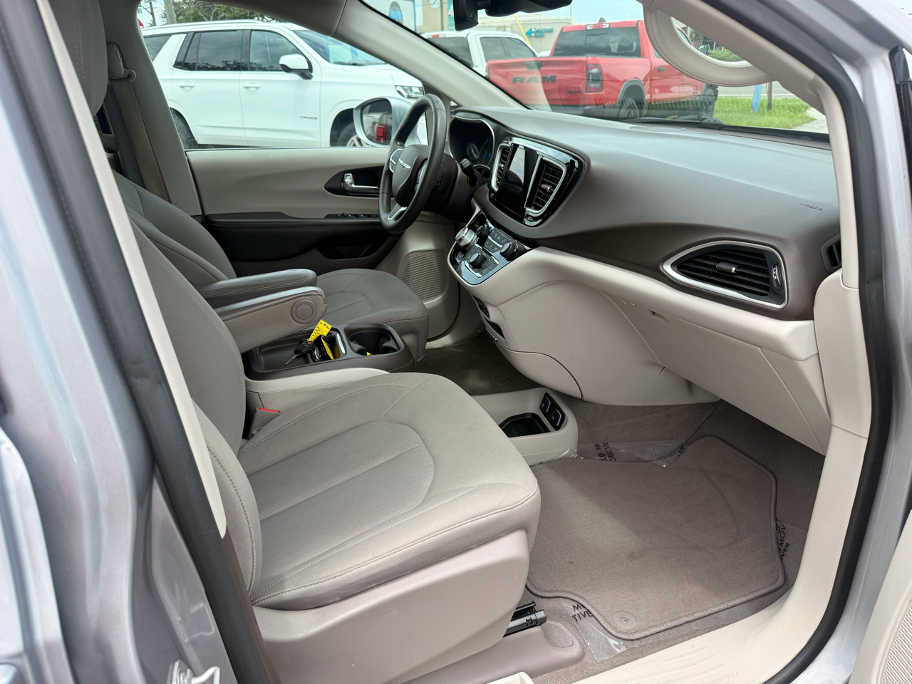Chrysler Pacifica Touring Plus 2020