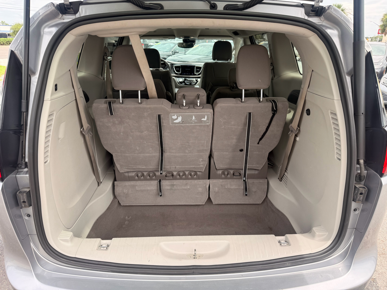 Chrysler Pacifica Touring Plus 2020