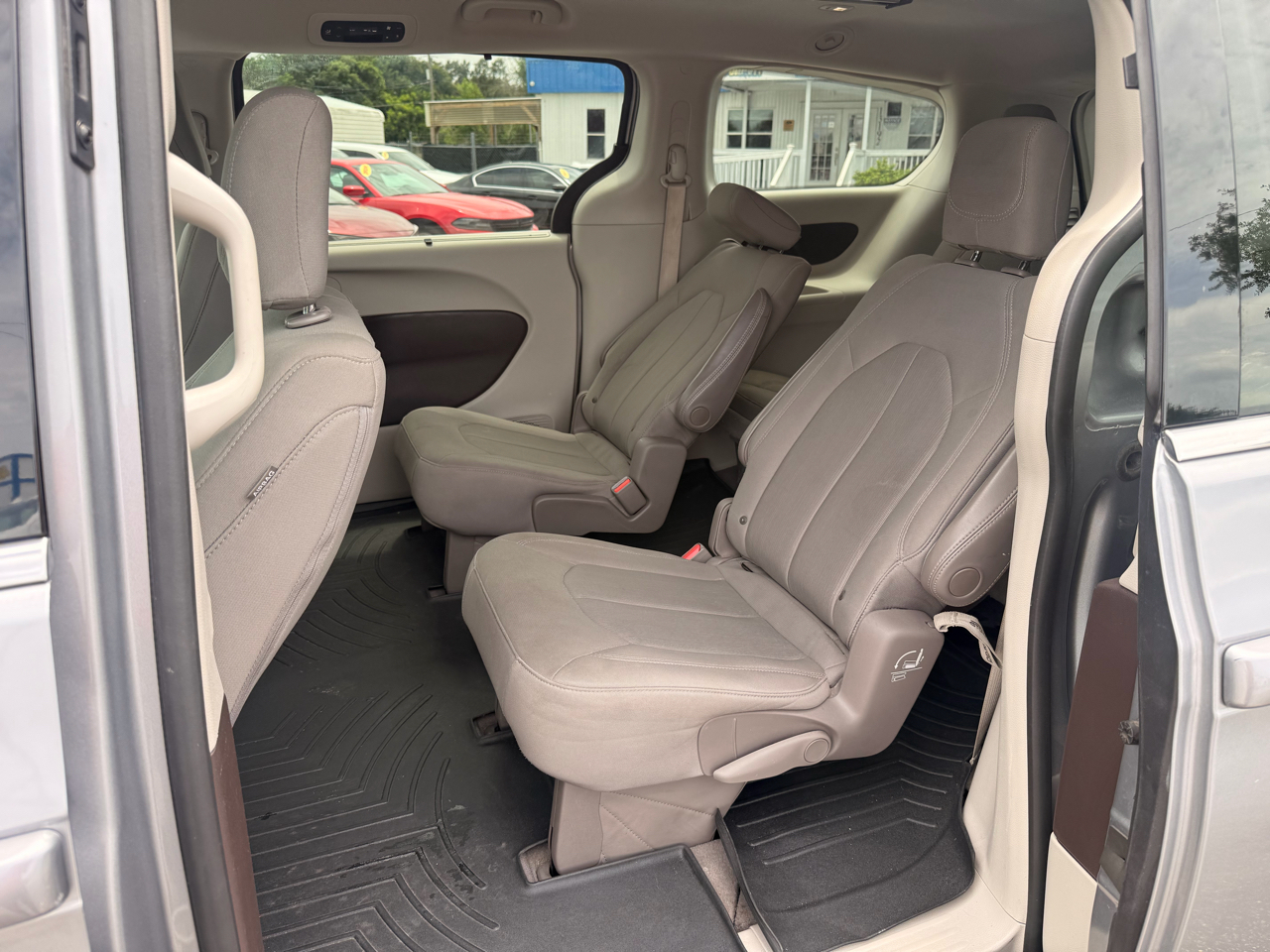 Chrysler Pacifica Touring Plus 2020
