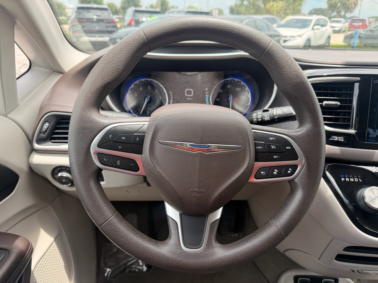 Chrysler Pacifica Touring Plus 2020