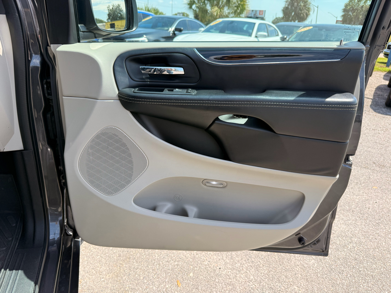 Dodge Grand Caravan SXT 2020