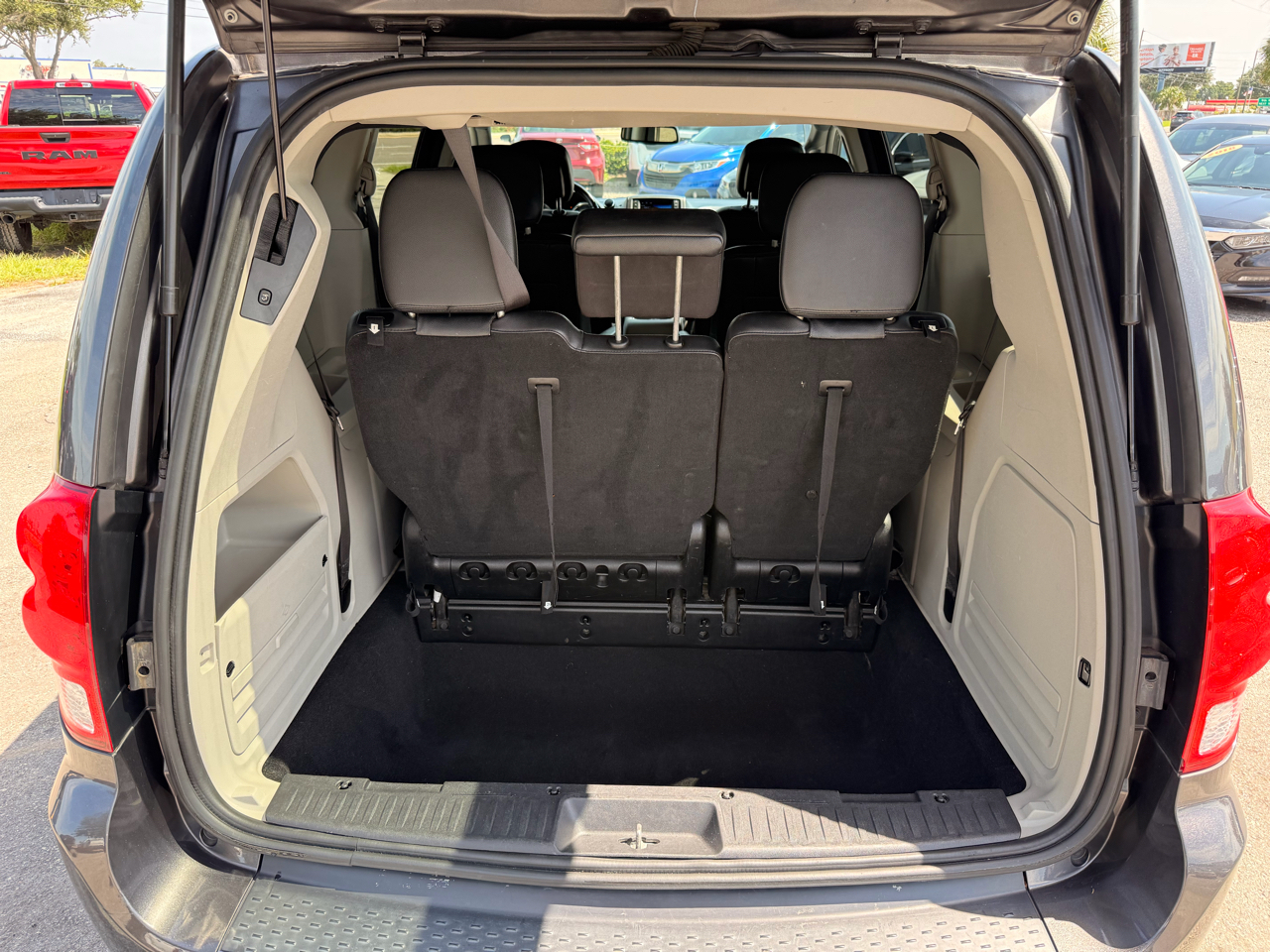 Dodge Grand Caravan SXT 2020