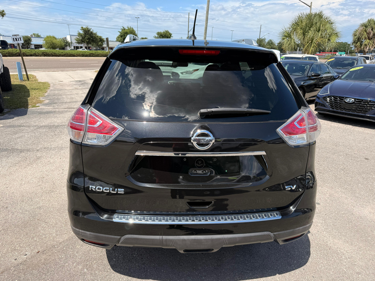 Nissan Rogue FWD 4dr SV 2016