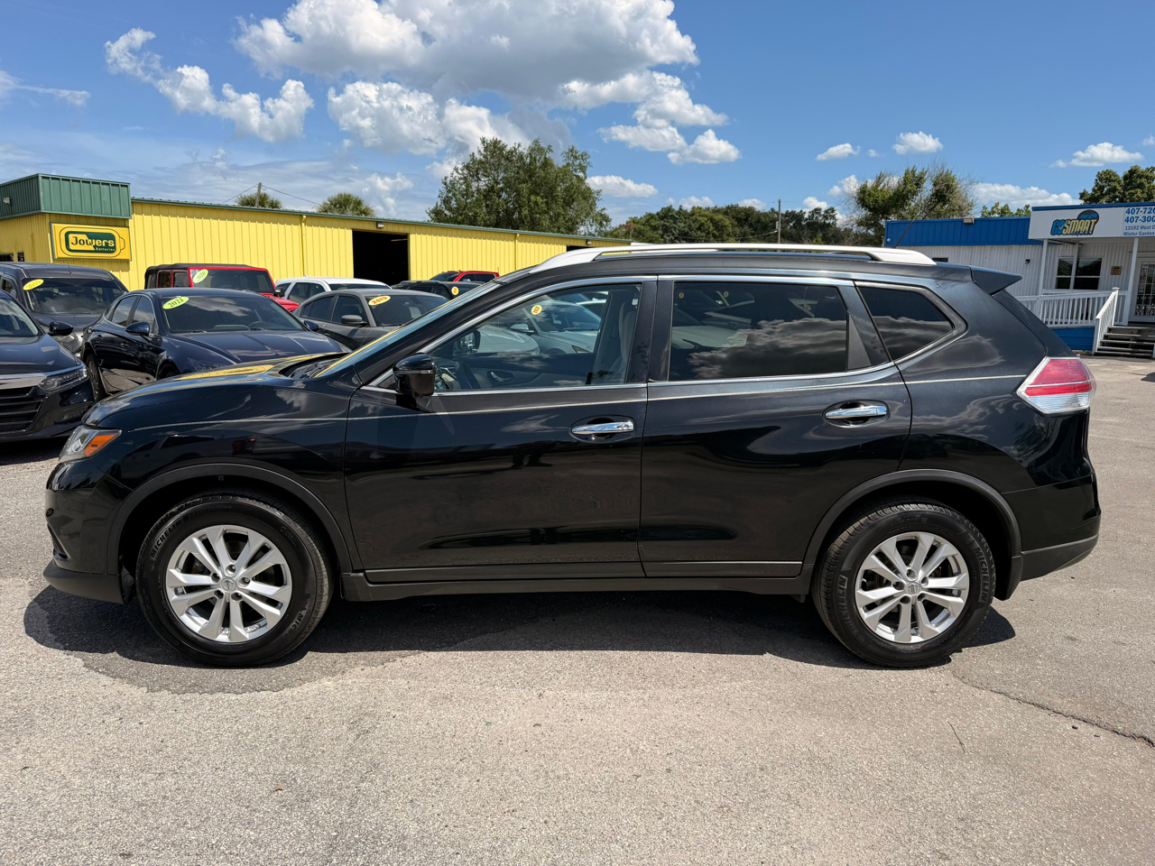 Nissan Rogue FWD 4dr SV 2016