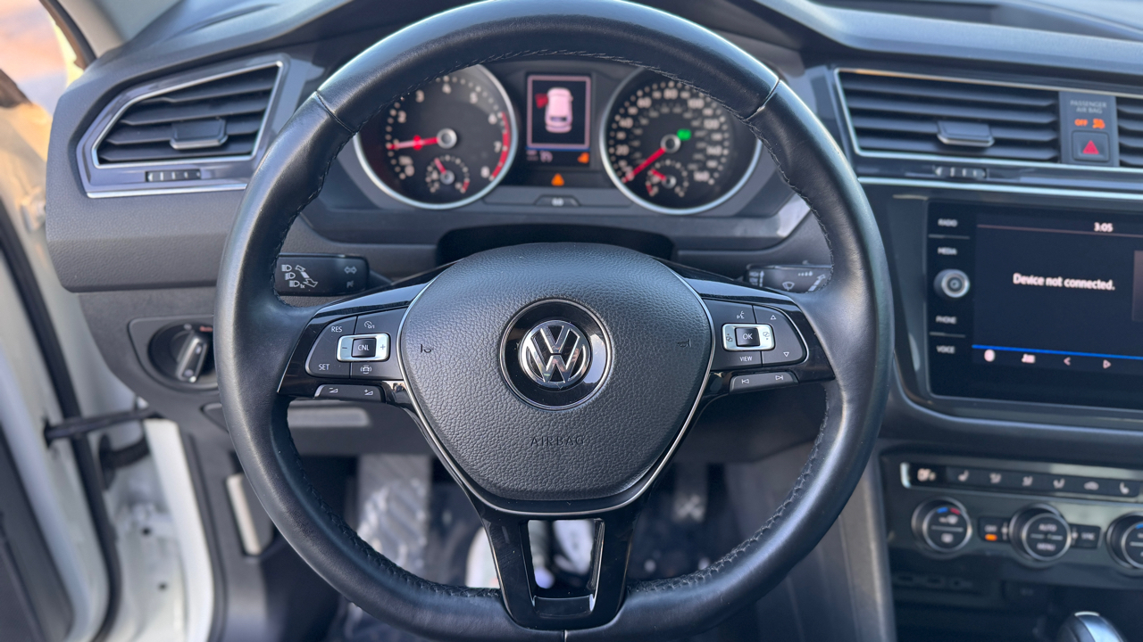 Volkswagen Tiguan 2.0T SE R-Line Black FWD 2019