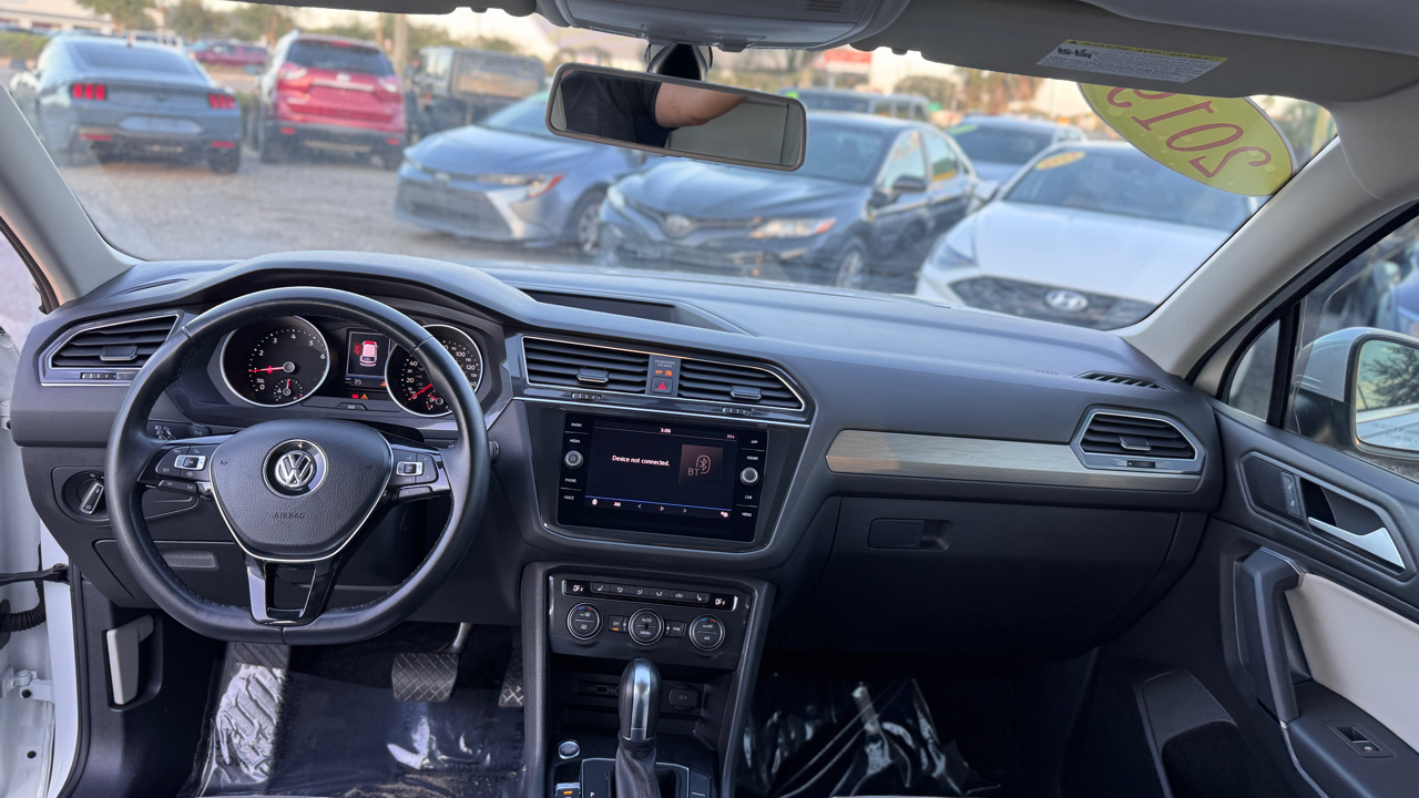 Volkswagen Tiguan 2.0T SE R-Line Black FWD 2019