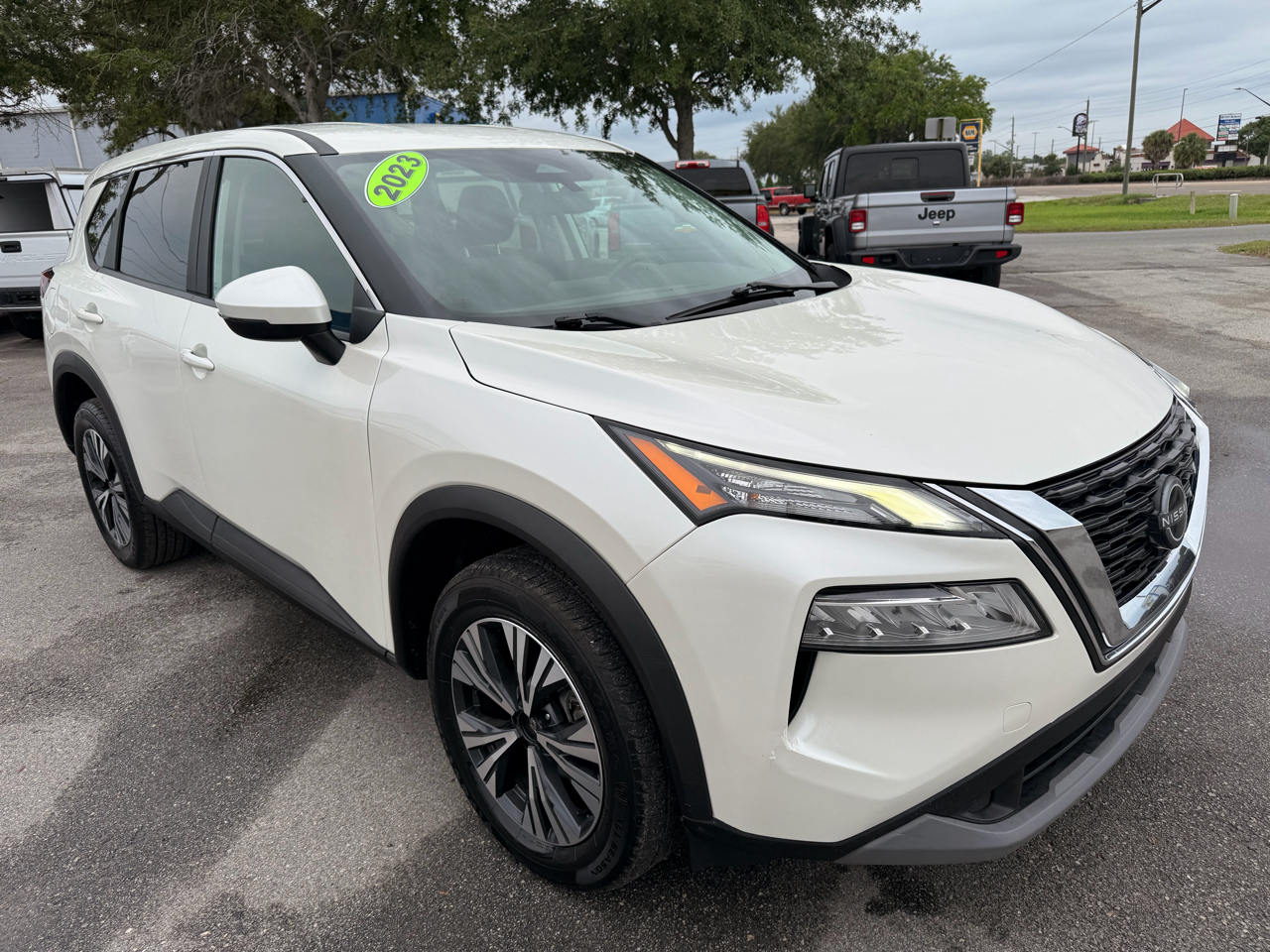 Nissan Rogue FWD SV *Ltd Avail* 2023