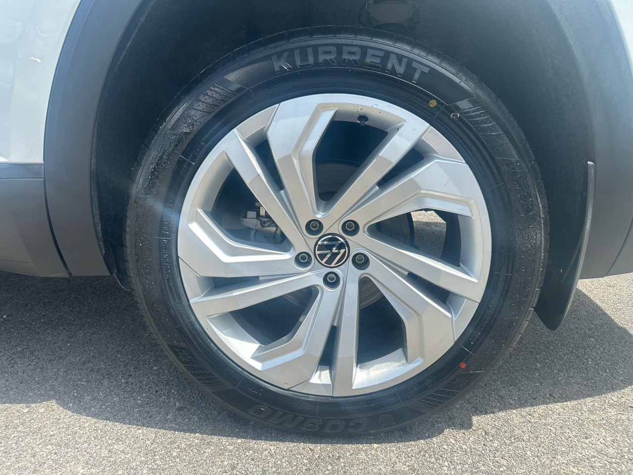 Volkswagen Atlas 2021.5 3.6L V6 SE w/Technology FWD 2021