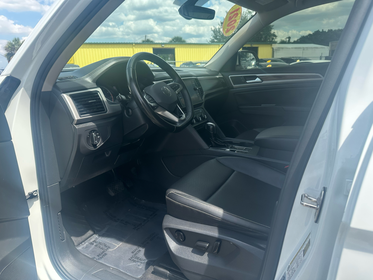 Volkswagen Atlas 2021.5 3.6L V6 SE w/Technology FWD 2021