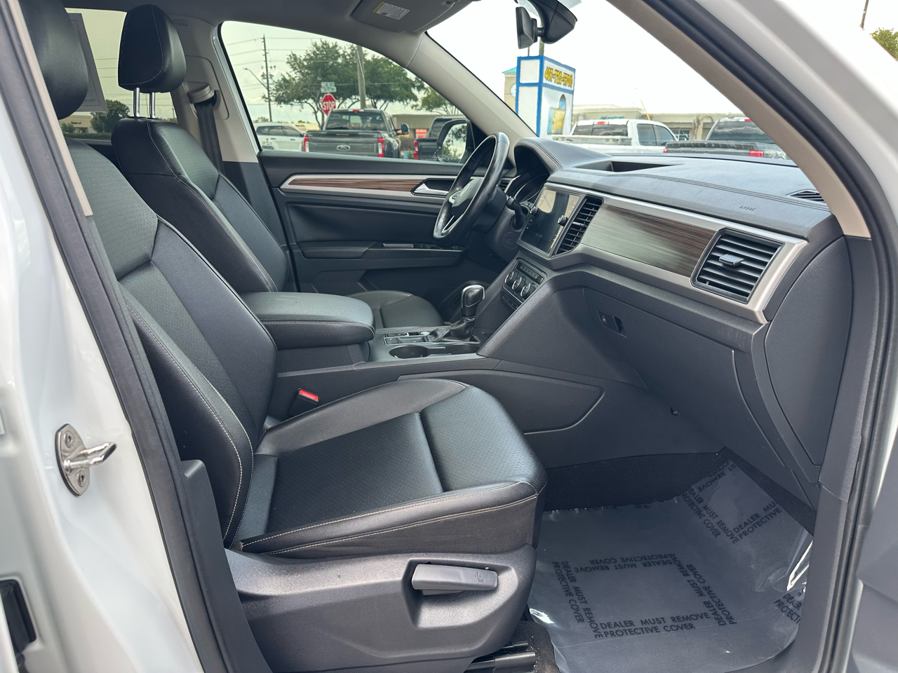 Volkswagen Atlas 2021.5 3.6L V6 SE w/Technology FWD 2021